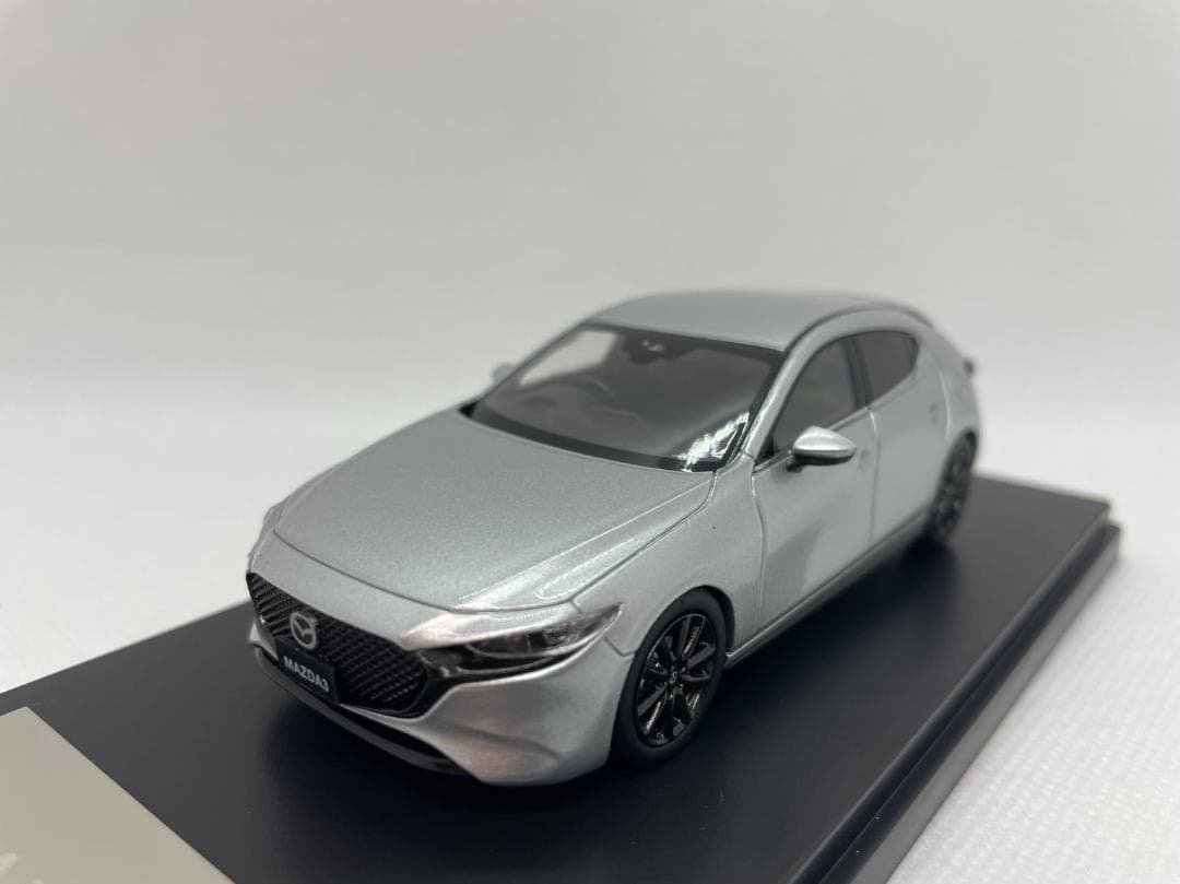 401-026 マツダ特注 1/43 マツダ MAZDA 3 RH シルバー
