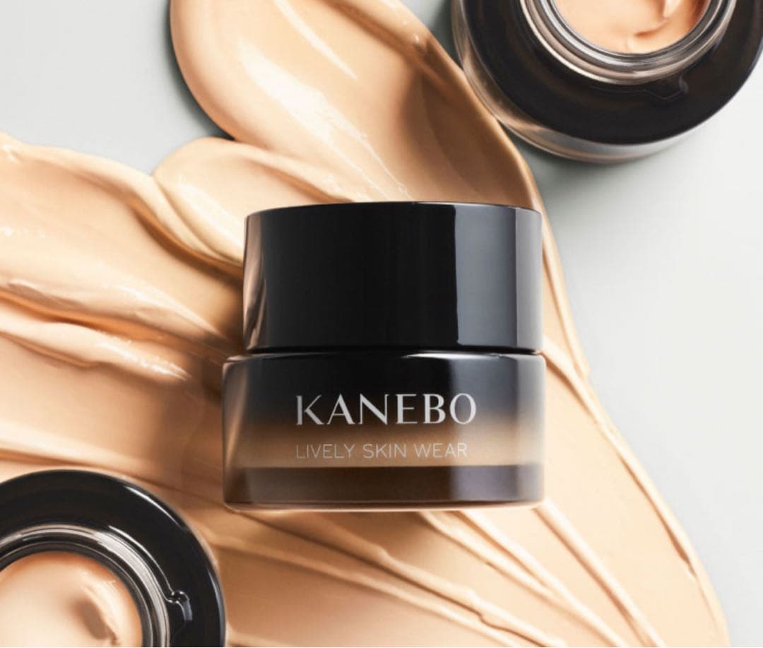 カネボウ　ライブリースキンウェアⅡ 325 アイボリー　新品