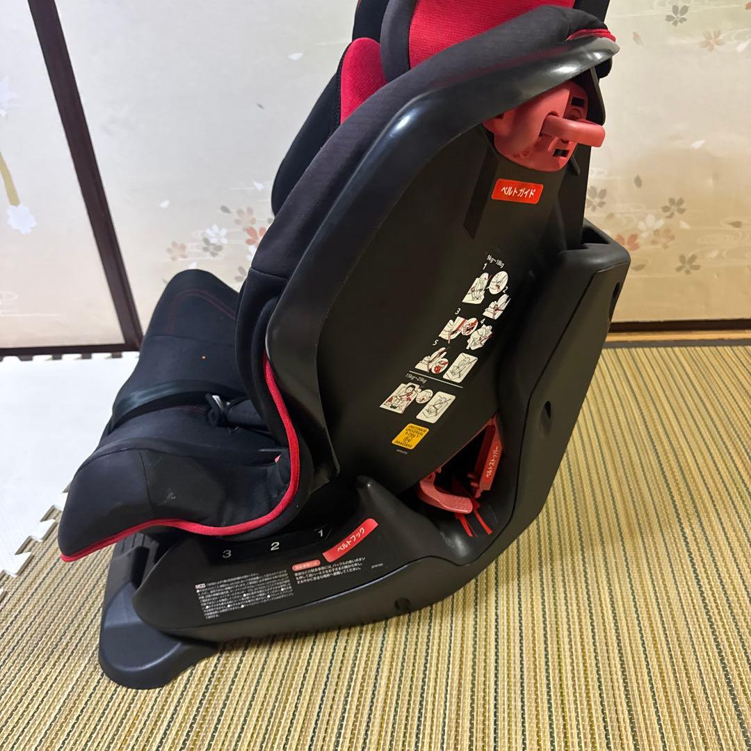 エールベベ スイングムーン プレミアムS チャイルドシート カーボンレッド