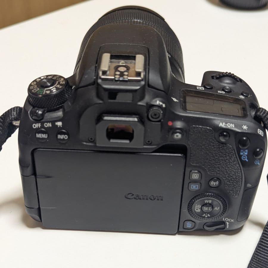 Canon EOS 9000D セット（中古）