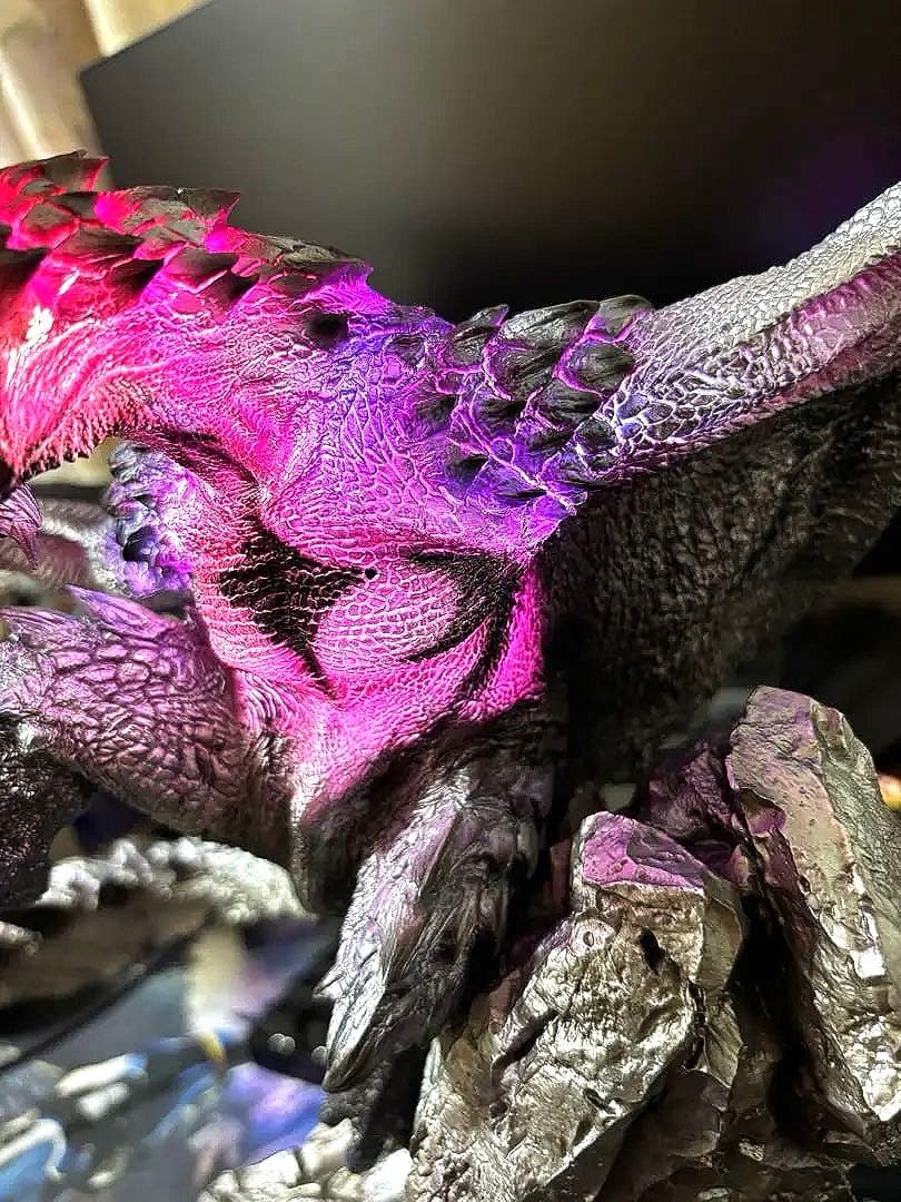 モンスターハンター リオレウス希少種 クリエイターズモデルと比較あり LED有