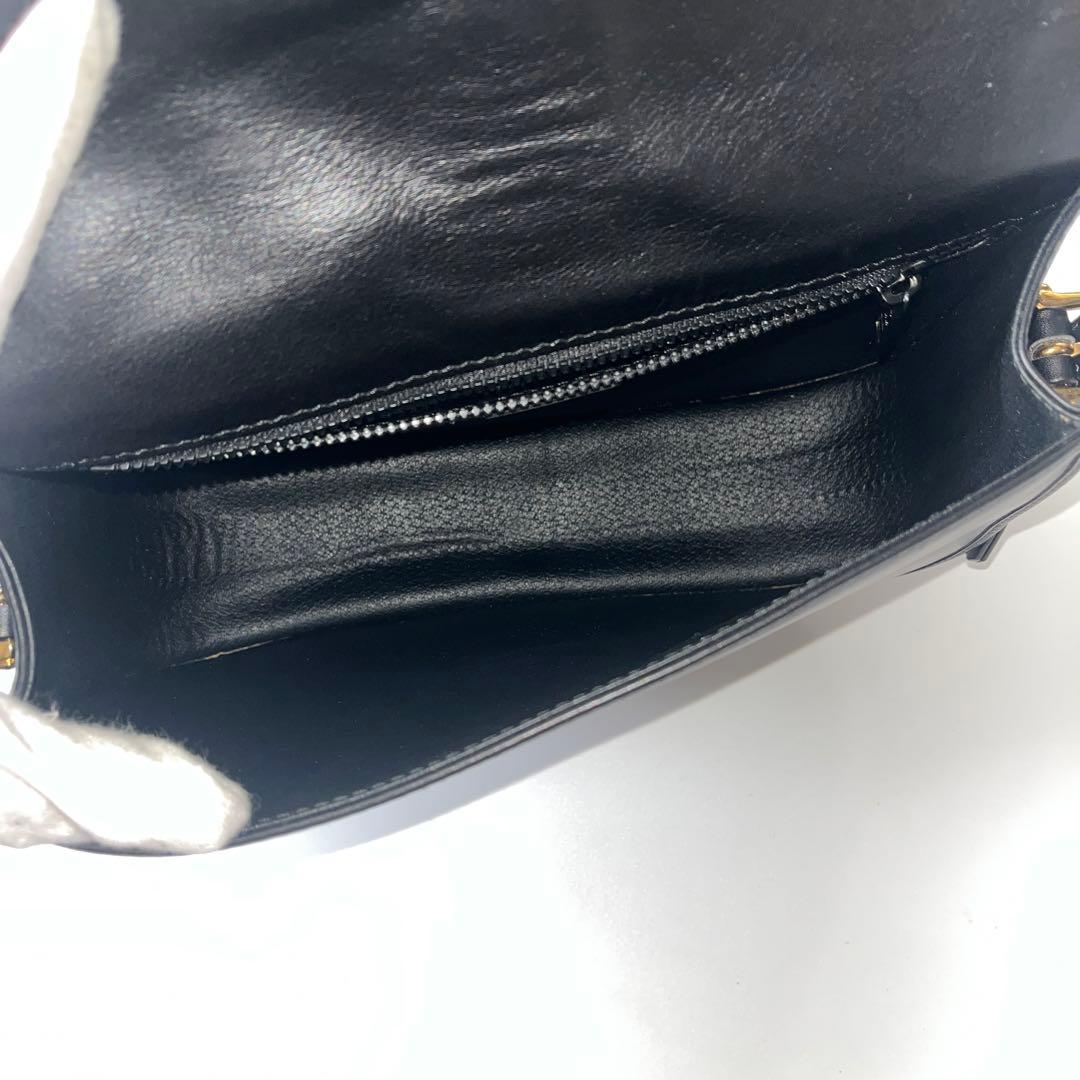 セリーヌ　ショルダーバッグ　ガンチーニ　レザー　ブラック　斜め掛け　イタリア製