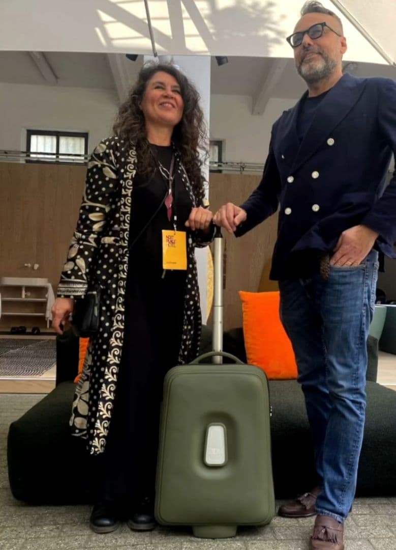 ♦新品♦ スーツケース イタリア製 グリーン 機内持込OK キャリーバッグ