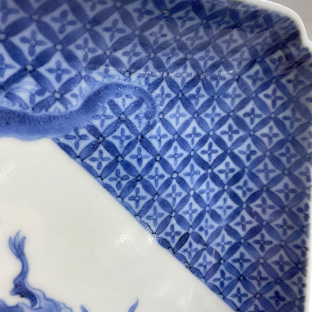 江戸中期　藍柿右衛門　龍図角皿　幅12.5㎝　タエチ　東な7-0215☆2F