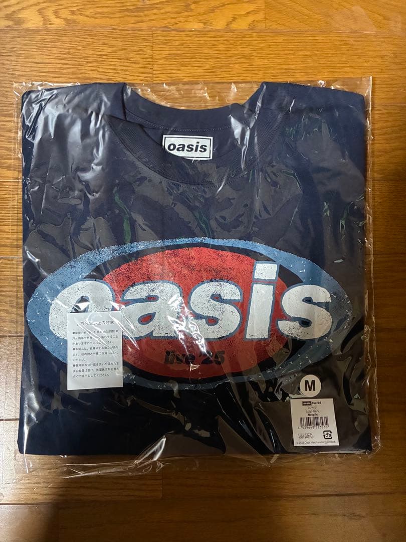 Oasis live'25 TシャツNavyオアシス Mサイズ　新品