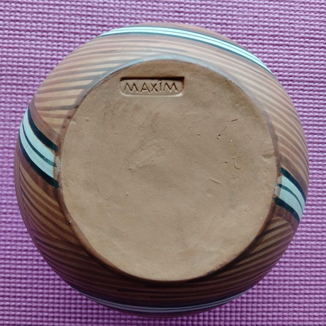 ルーマニア　スワール模様の陶器 MAXIM