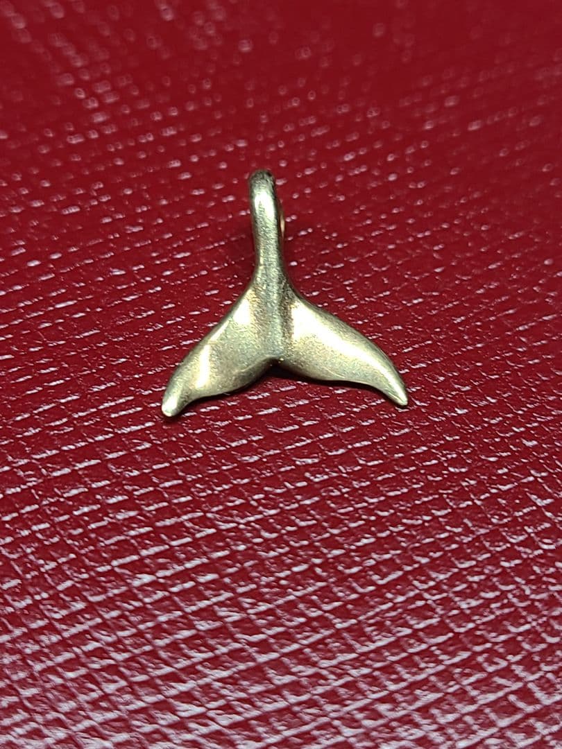 ふくまるクジラ尾モチーフk14ネックレストップ