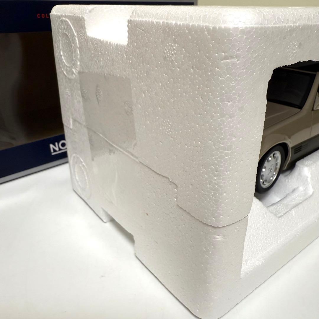 未使用　ノレブ 1/18 メルセデスベンツ 500SL 1989スモークシルバー