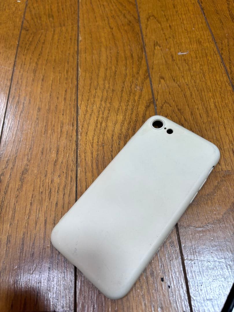 Apple iPhone se3 64Ｇおまけ多数