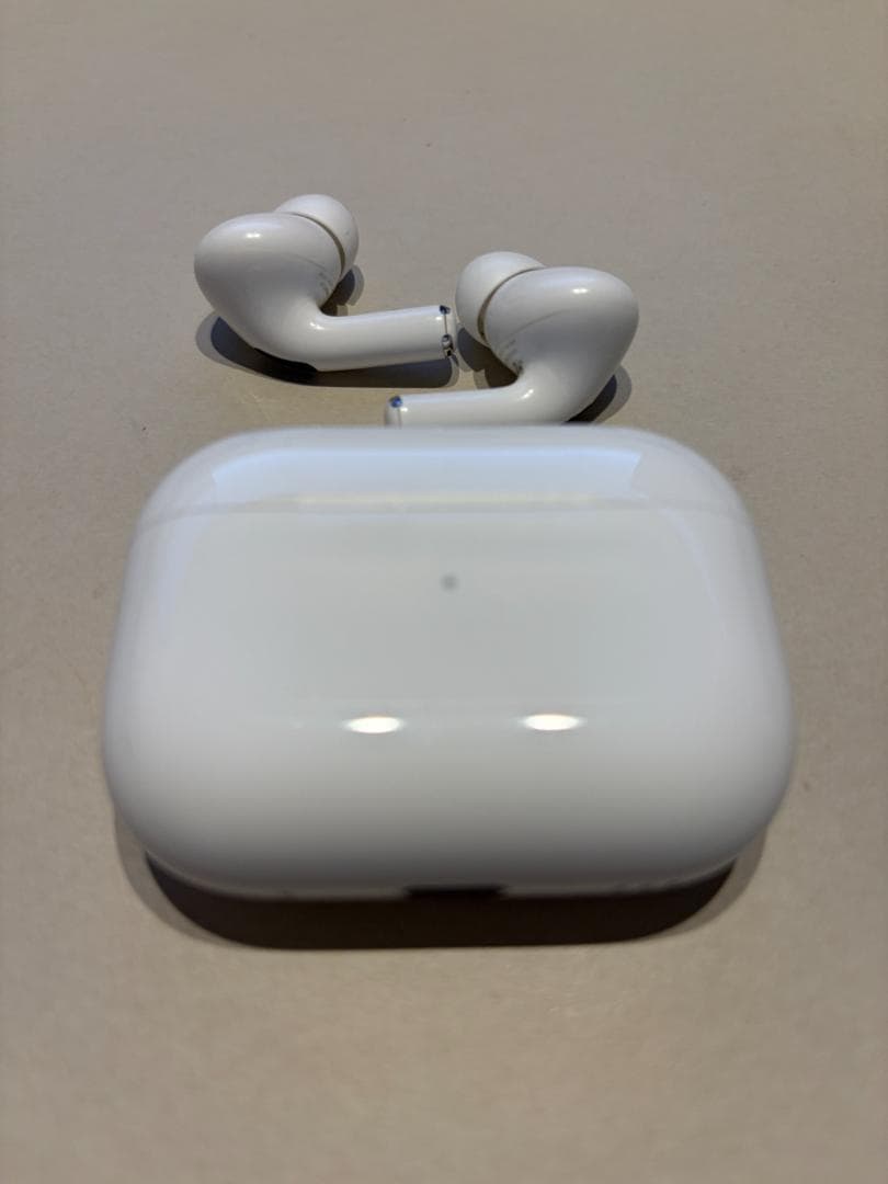 Airpods pro 第2世代 USB-Cケース版／MagSafe充電ケース