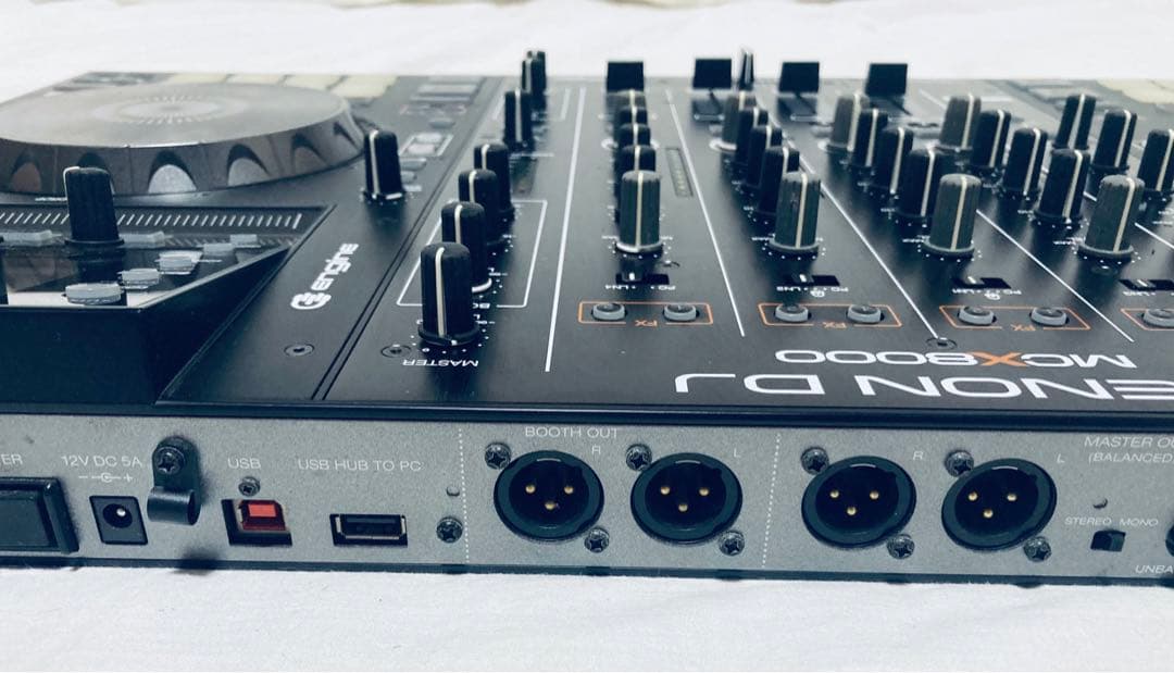 DENON DJ MCX8000 コントローラー 動作良好 専用ケース付き