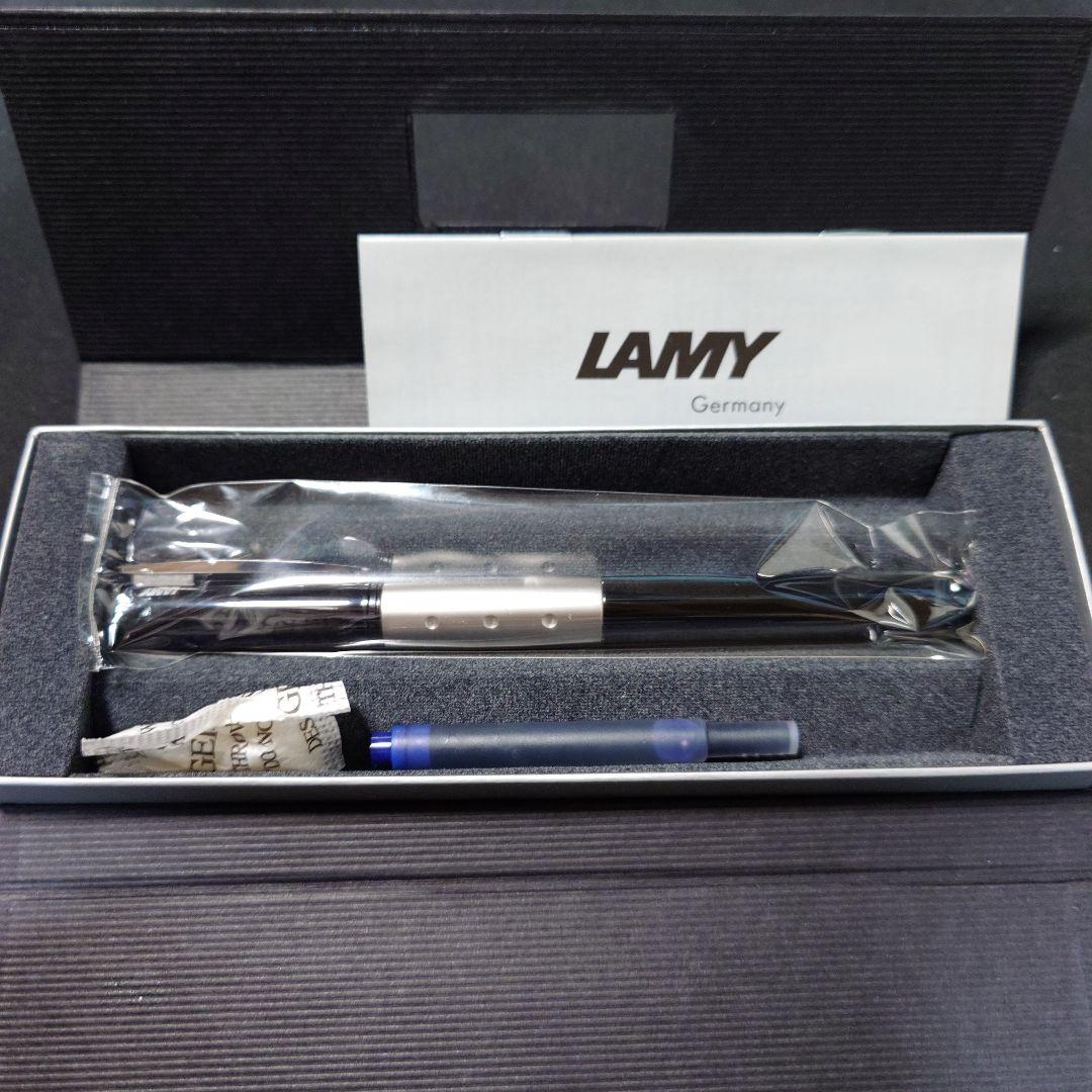 ラミー　アクセント　万年筆　ブラック　金ニブ　М