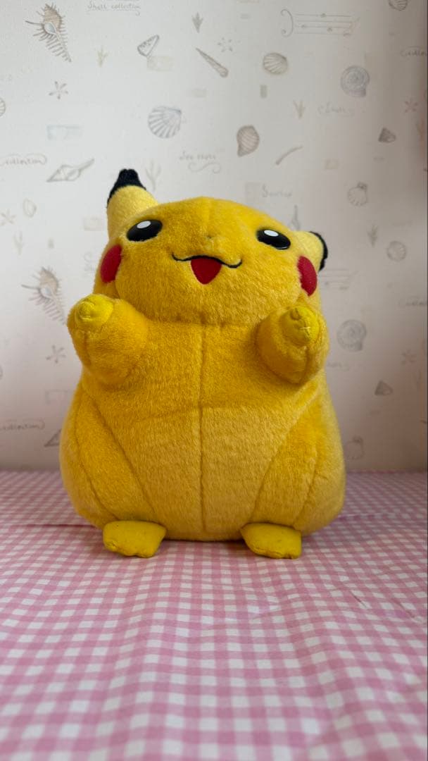 おしゃべりピカチュウ ぬいぐるみ 約30cm×20cm