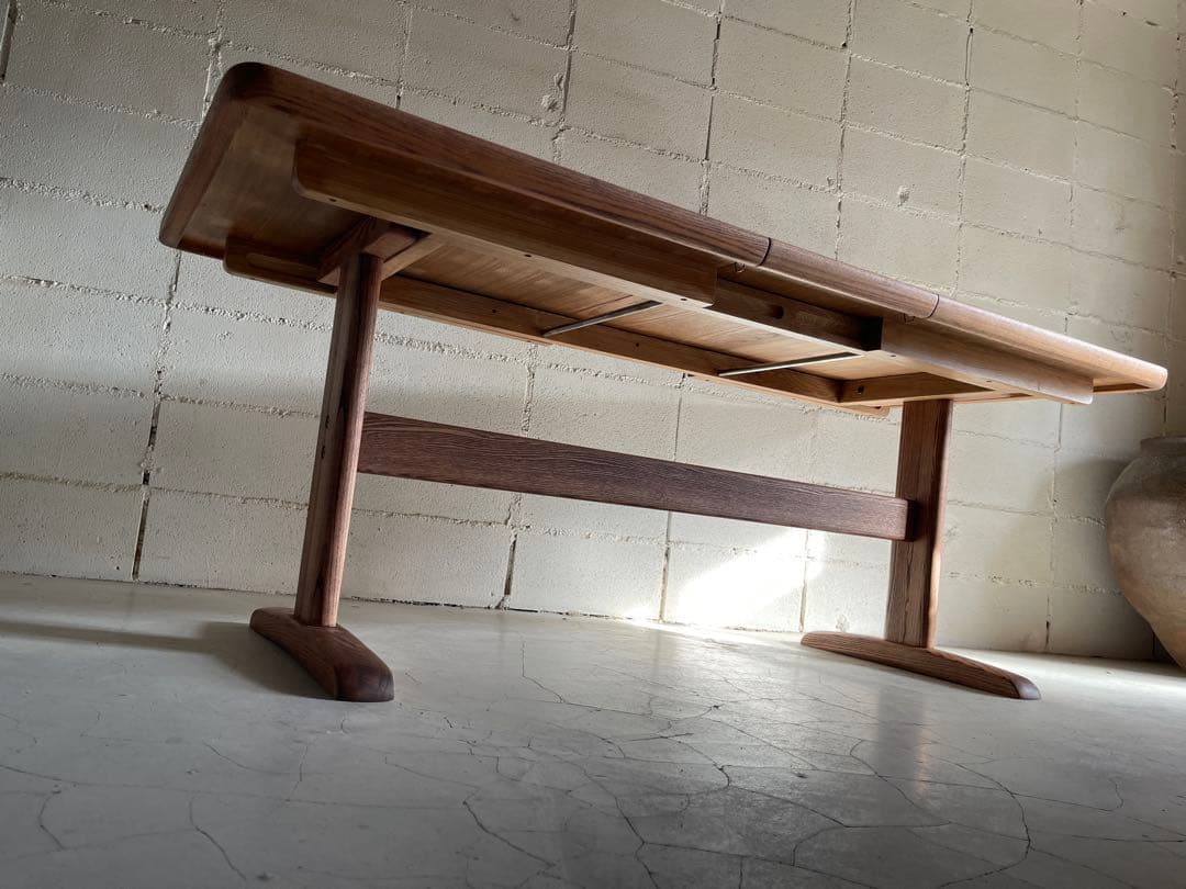 ibata イバタインテリア　エクステンションテーブル　格納式　飛騨の家具　国産