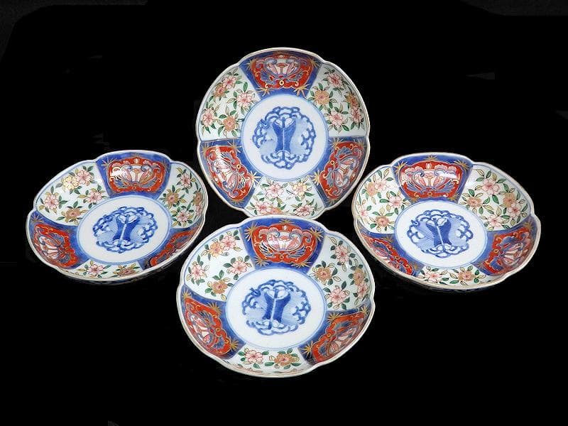 大聖寺伊万里　金襴手　桜に払子の図　４寸半皿　４枚　C351AS-AFf