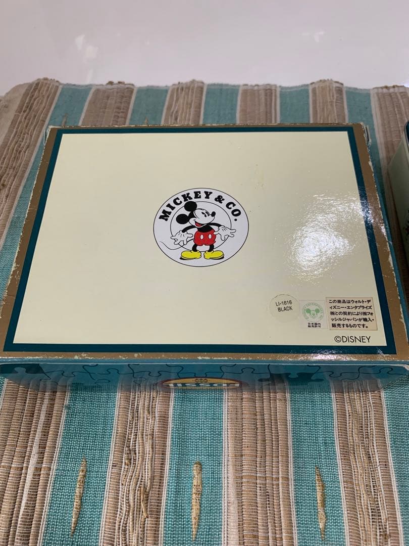 [新品] 限定品　Disney ミッキー&ミニーマウス　FOSSIL 腕時計