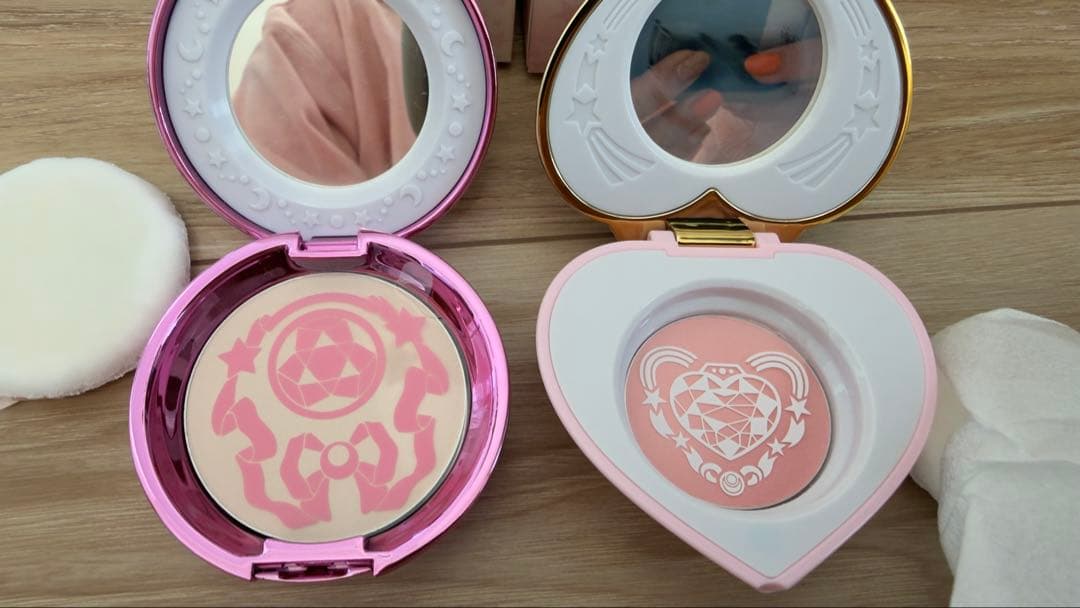 セーラームーンコズミックハートチーク　シャイニングムーンパウダー