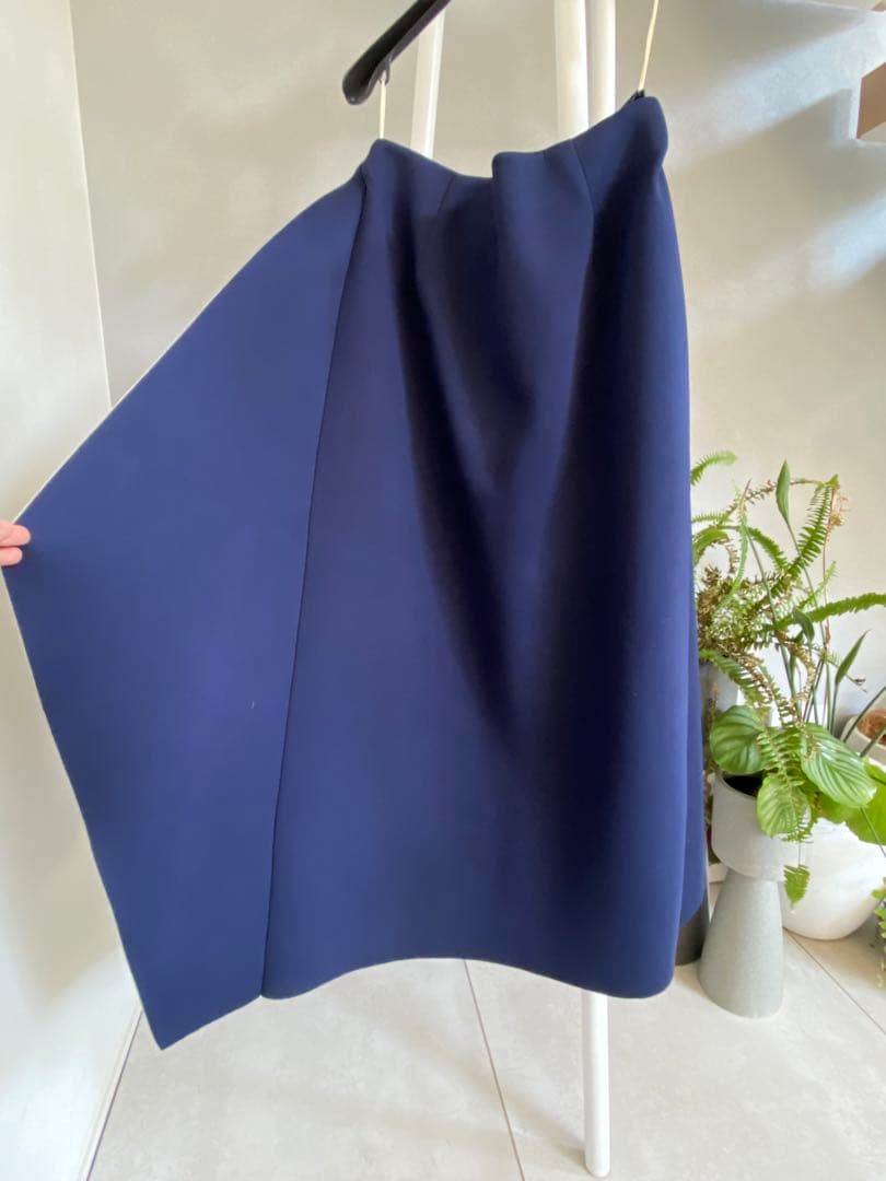 専用MARNI『美品ほぼ未使用』ネイビー フレアスカート