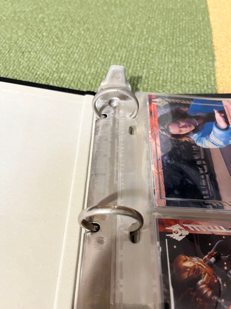 【当時物】仮面ライダー龍騎DVD全巻購入特典カードホルダー+封入トレカ