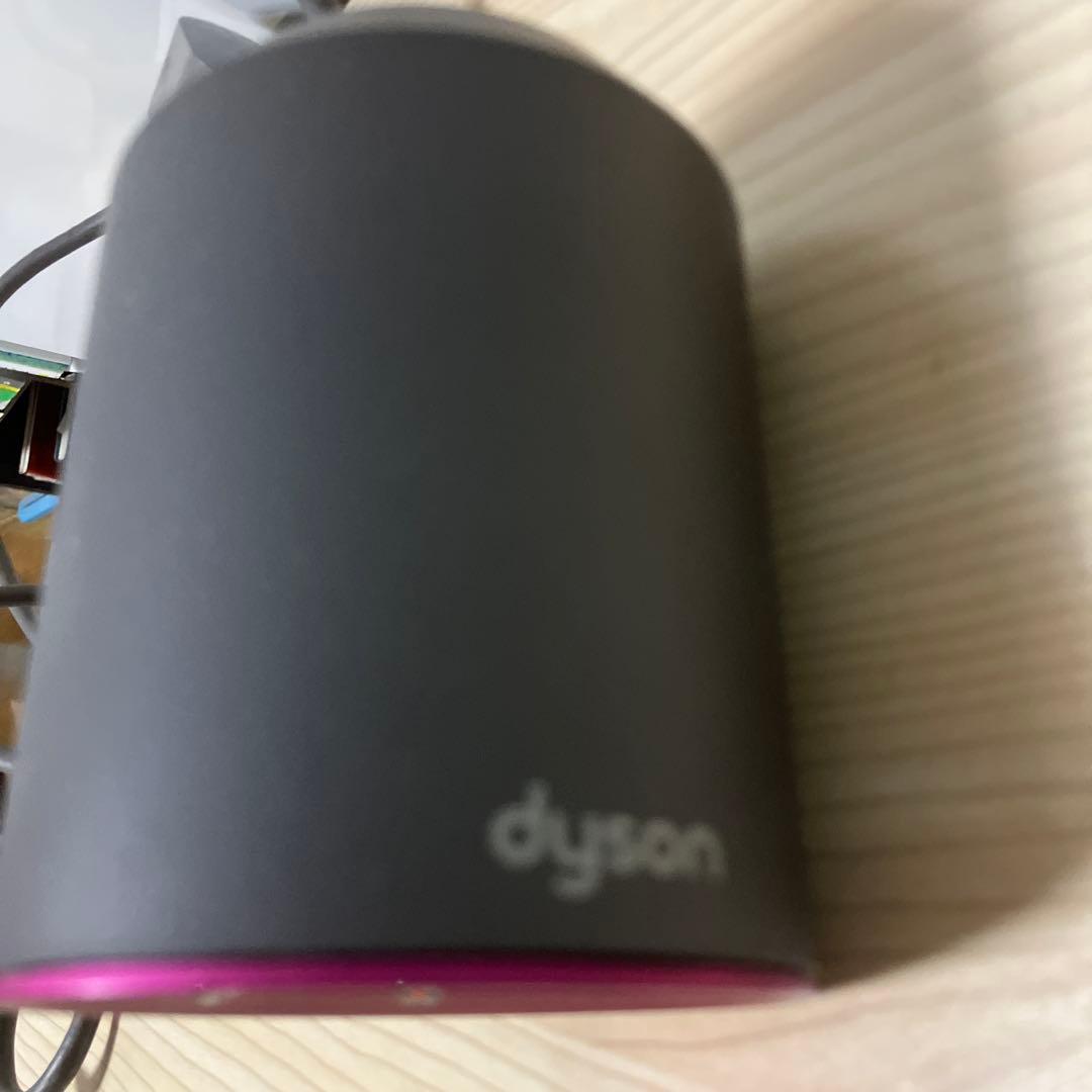 ダイソン ドライヤーHD01 ヘアドライヤー
