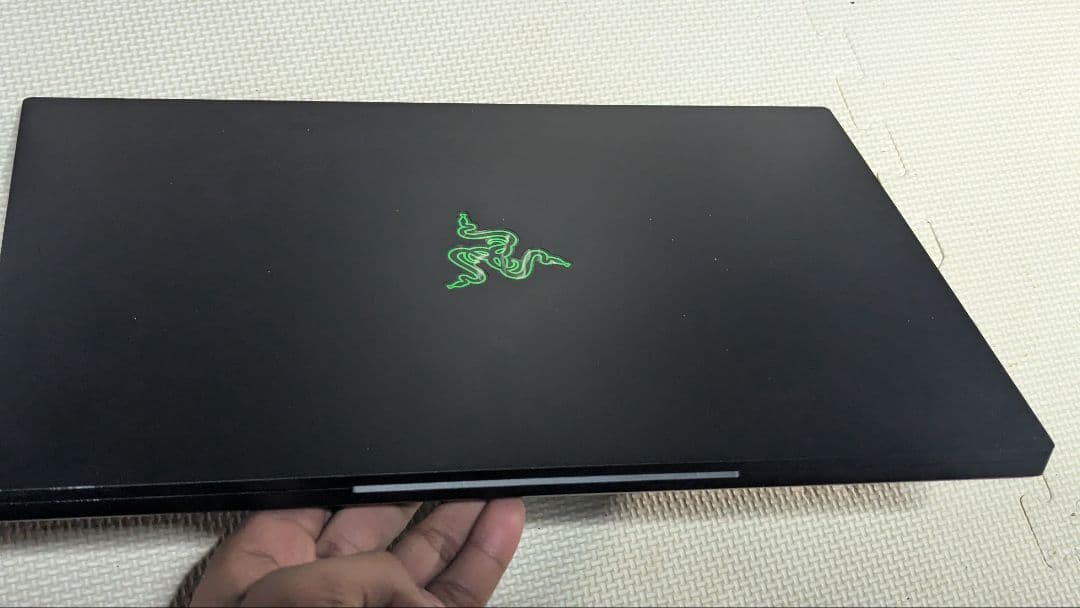 Razer Blade 15 ゲーミングノートPC RTX2080 SSD1TB
