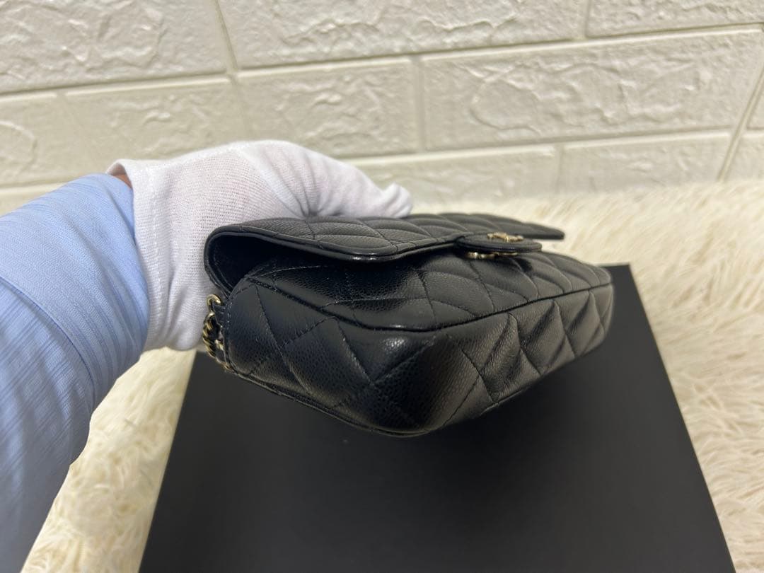 CHANEL ショルダー　チェーンウォレット　キャビアスキン