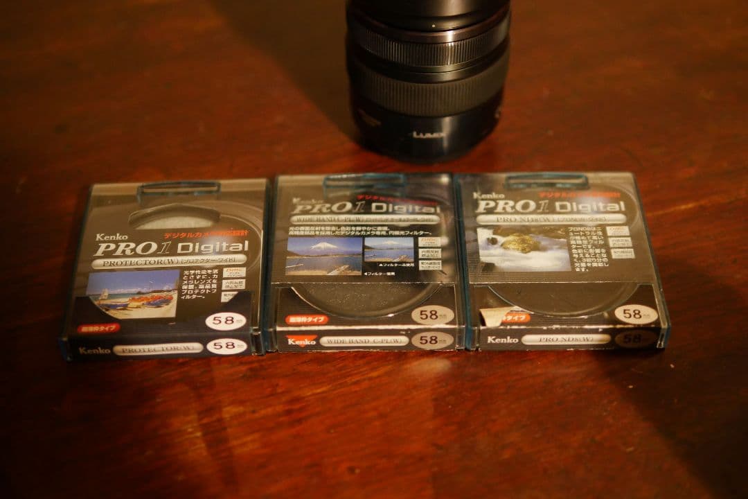 Lumix 大三元レンズ GX Vario 12-35 35-100 f2.8