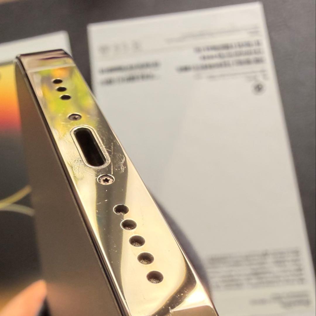 【超美品】iPhone14pro 256GB ゴールド simフリー