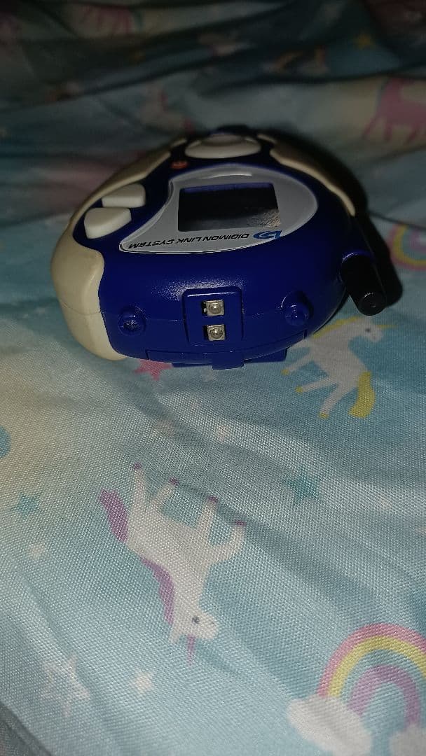 デジタル化モンスター　デジモン　デジヴァイス