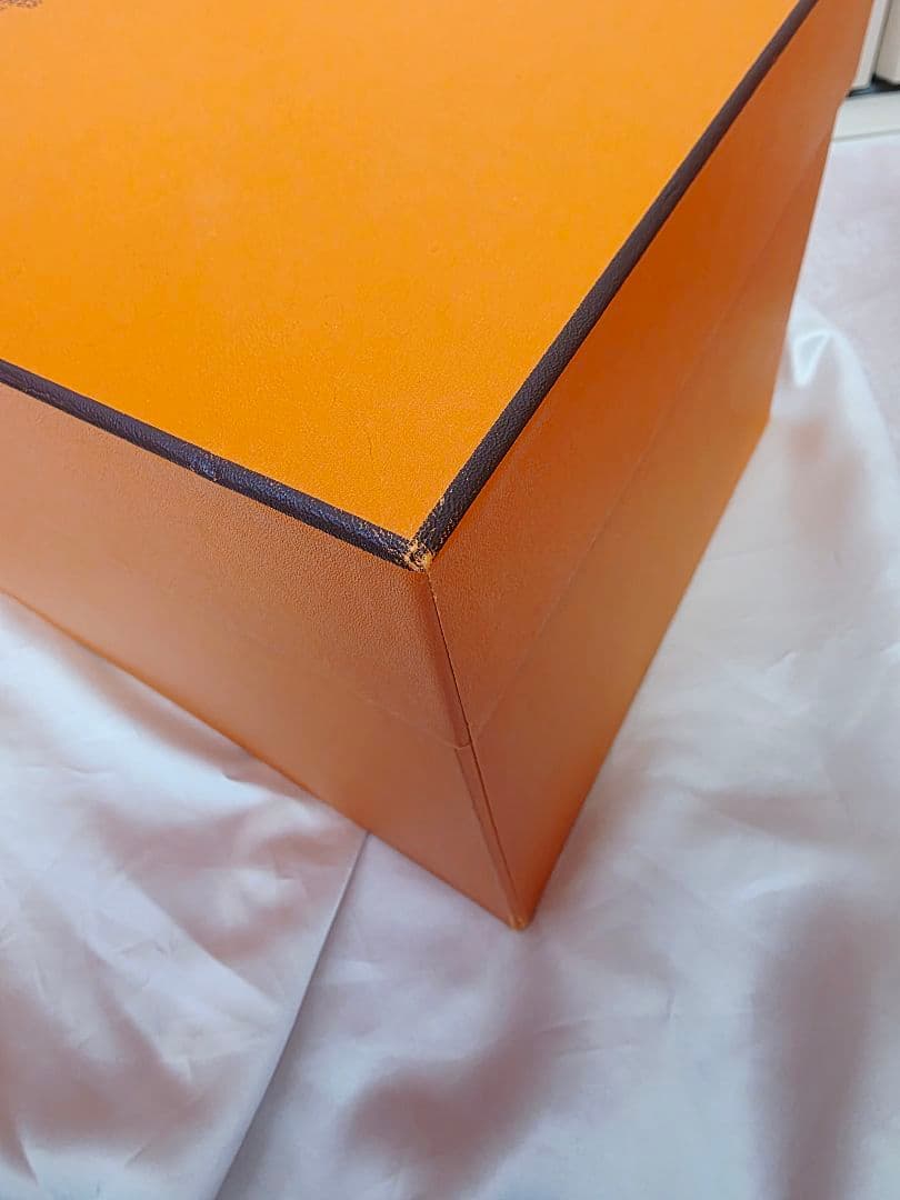 エルメス　HERMES　空き箱　空箱　保存箱　化粧箱　大きい