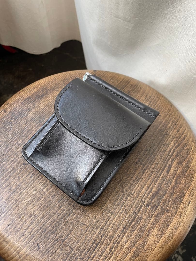 ハンドメイド　レザーマネークリップ　ヌメ革　札バサミ　　本革　革製品　革財布