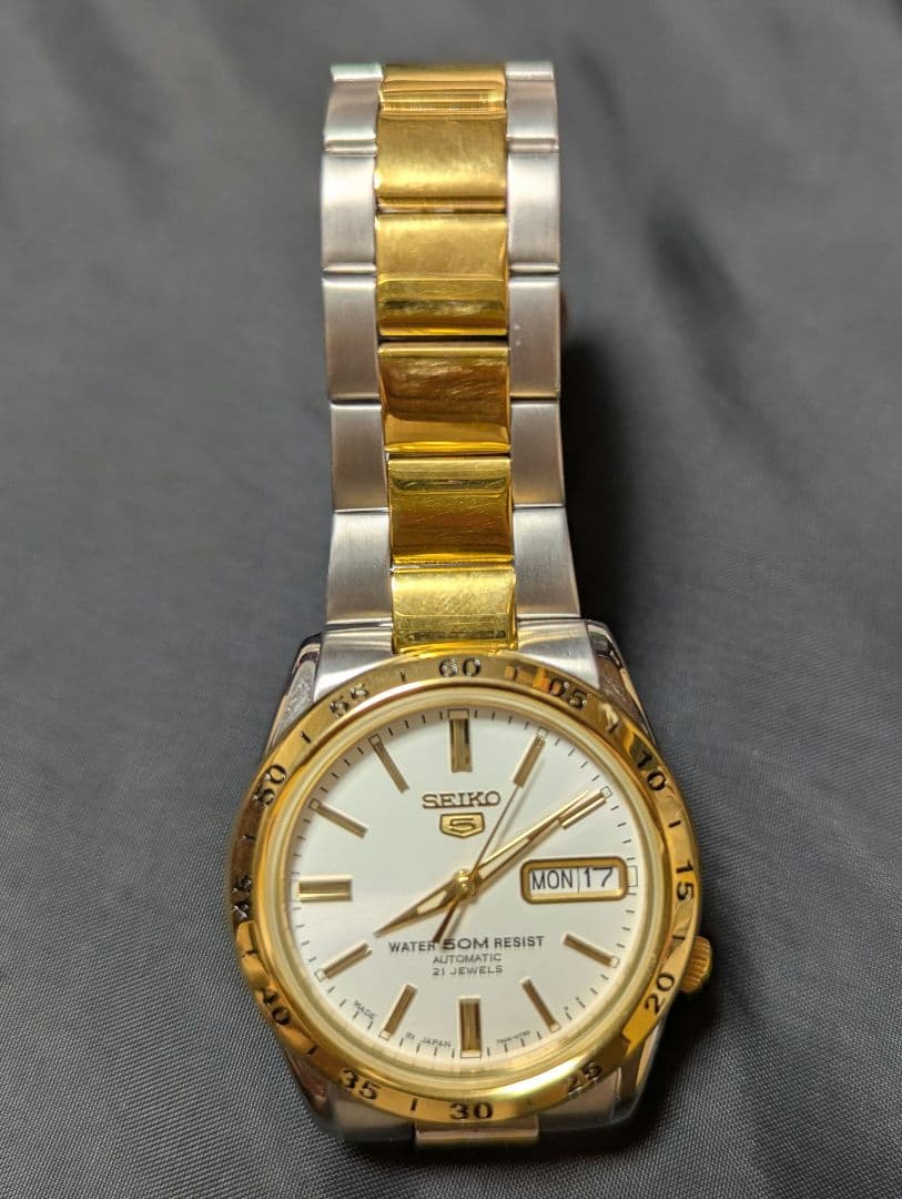 h*i様 SEIKO 自動巻き腕時計 ゴールド/シルバー