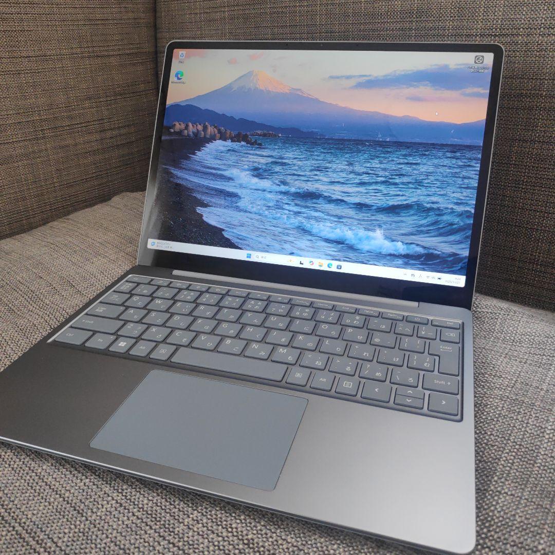 美品 Surface Laptop Go3 i5/8GB/256GB