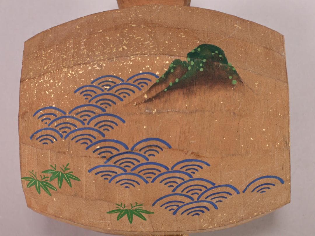 BK210　本物保証　 井波彫刻作家　四家井弘行 「 木彫 宝槌 」　彩色　置物