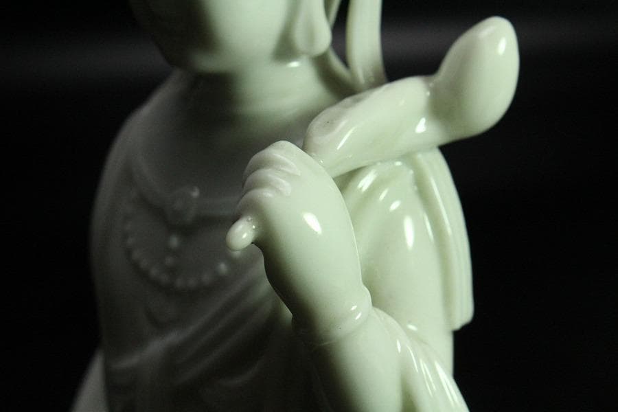 仏教美術 白高麗法隆寺形観音 共箱(K-LC864)