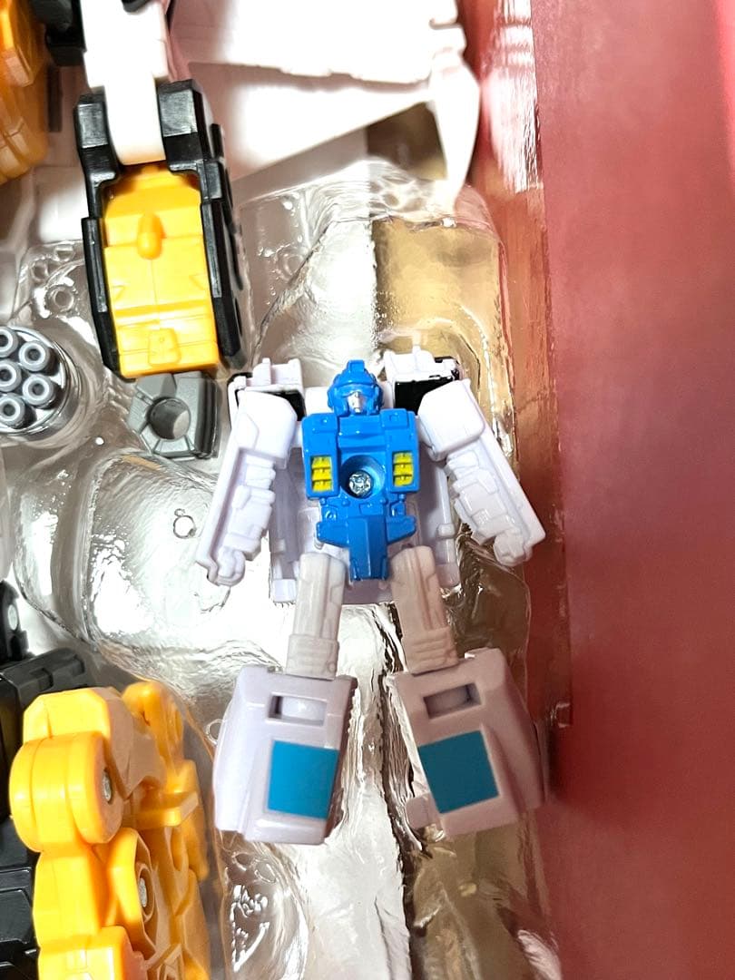 トランスフォーマー レガシー ビクトリーセイバー セット クラウドファンディング