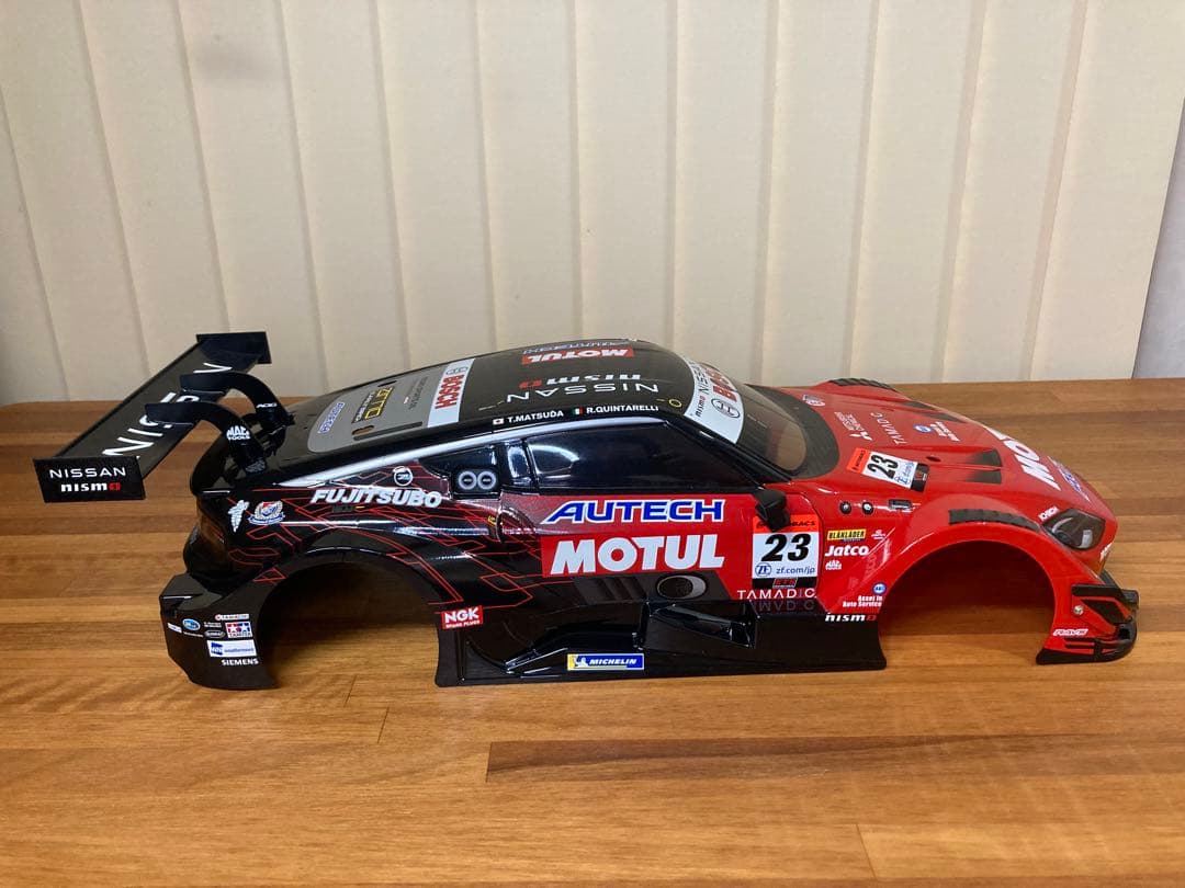 TAMIYA ラジコン　MOTUL AUTECH Z ボディ