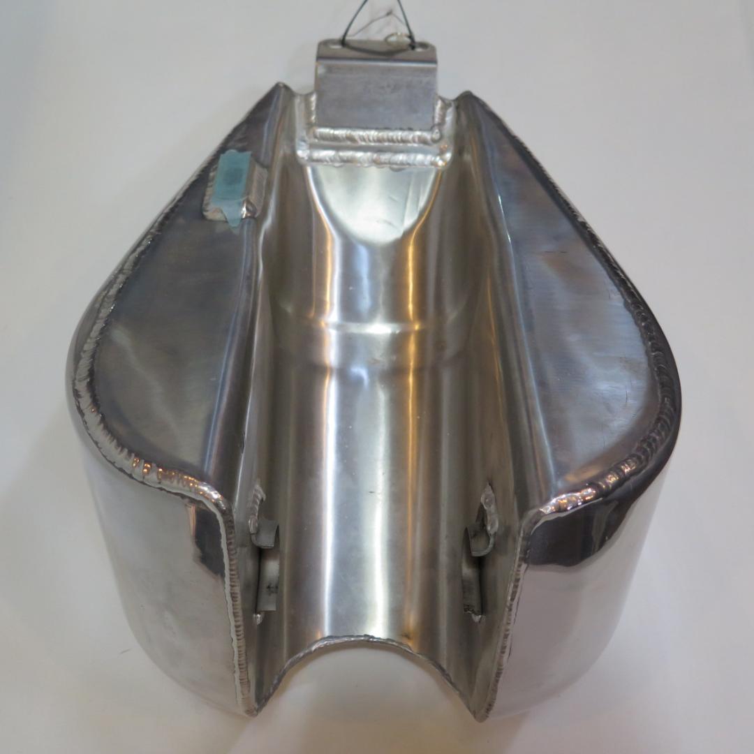 スズキ グラストラッカー アルミタンク コック・取り付けセット 鍵付き 美品中古