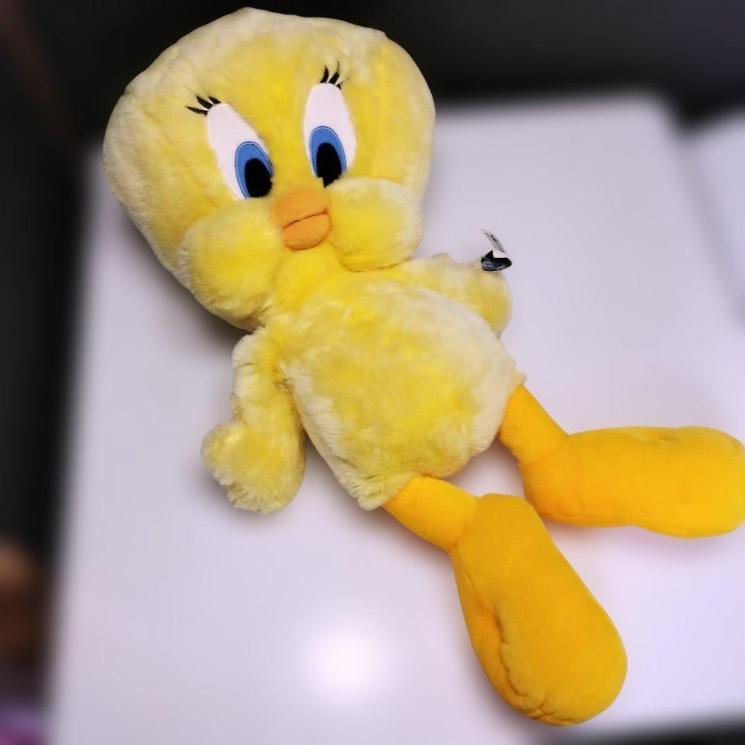 ワーナーブラザーズ　ストアー　トゥイーティー　特大ぬいぐるみ 　約60cm　希少