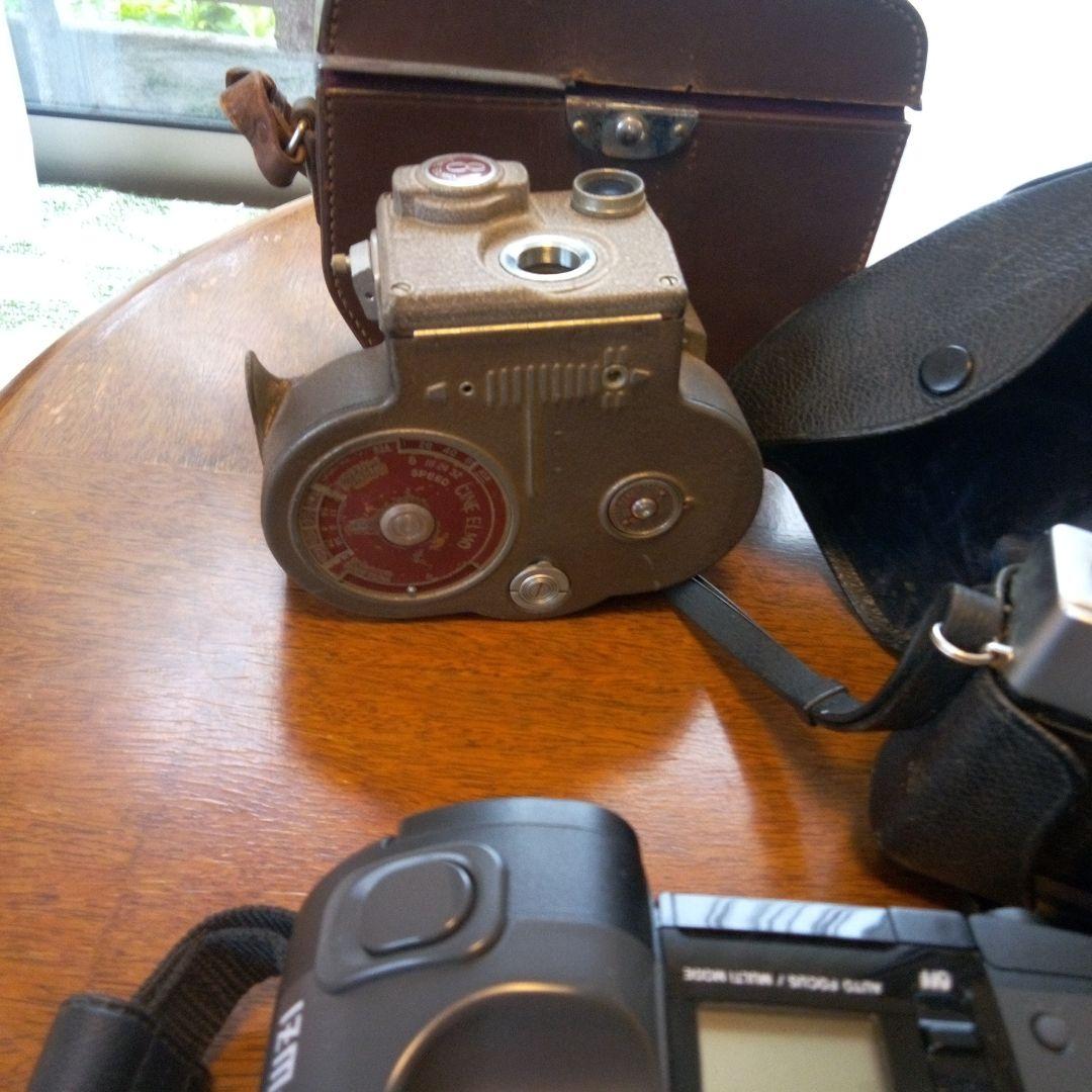 8ミリ、オリンパスカメラ2、ポラロイド2