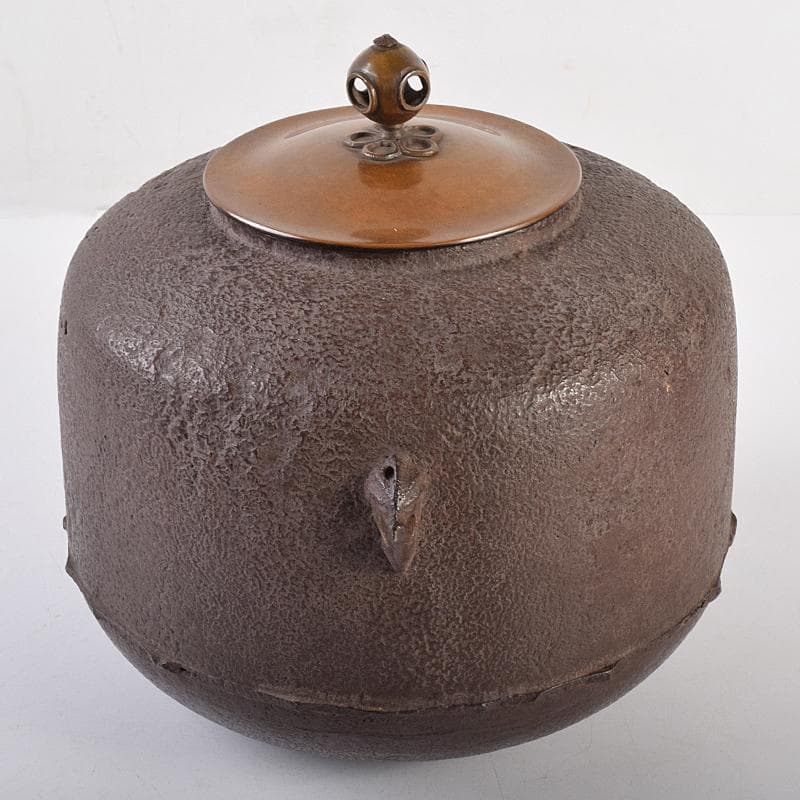 茶道具　釜師　畠春斎作　尻張形釜　鉄釜　ワラ釜敷付　共箱　M　R7824B