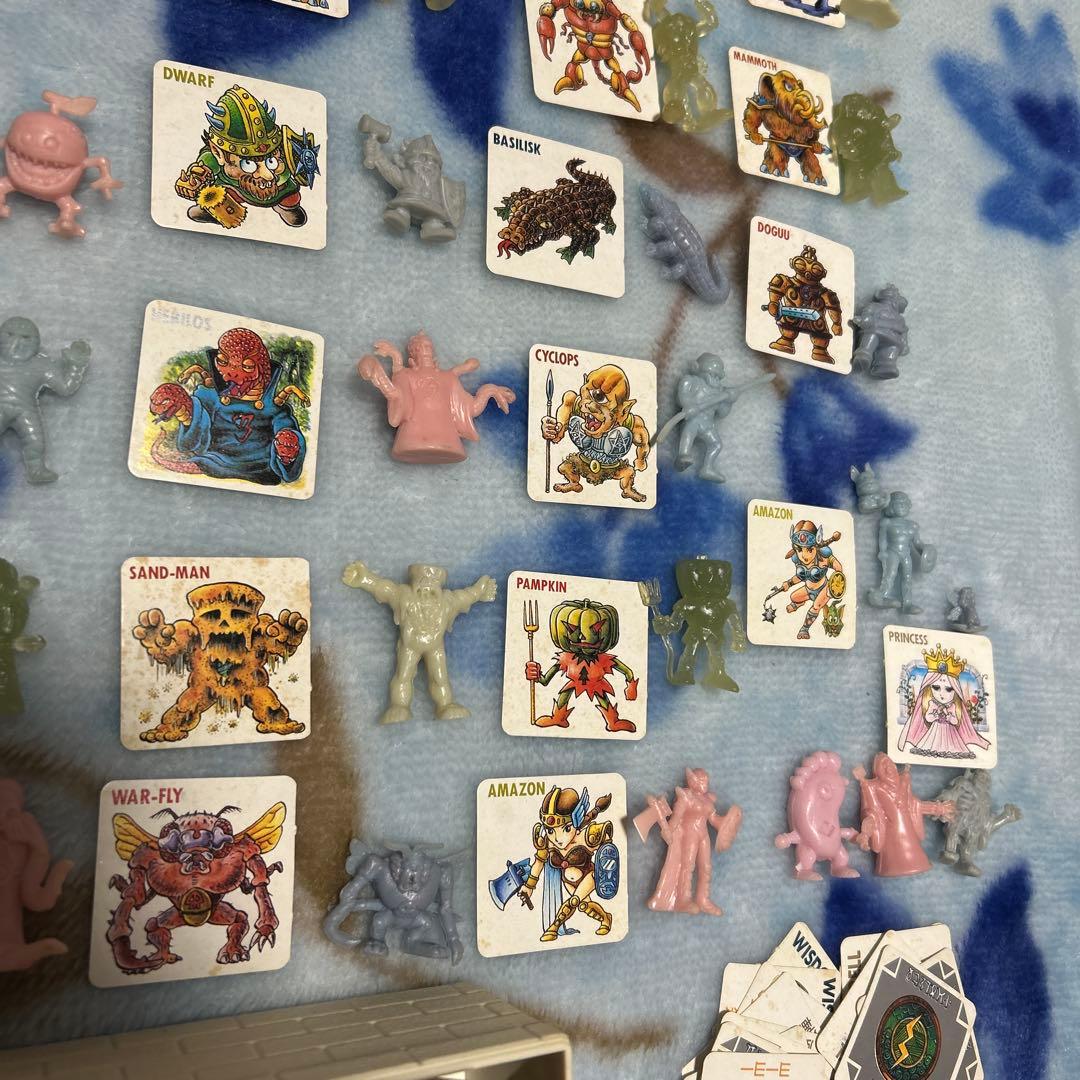 ネクロスの要塞チョコ　ロッテ