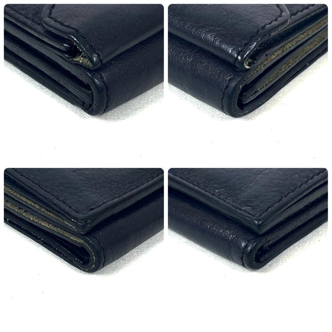 イルビゾンテ　三つ折り財布　トリフォルド　ミニ財布　ロゴ型押し　ゴールド金具