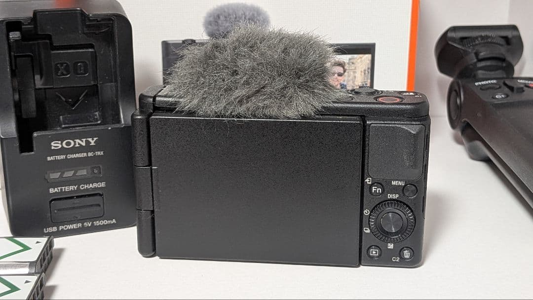 SONY ZV-1 デジタルカメラ ウィンドシールド&グリップ付き