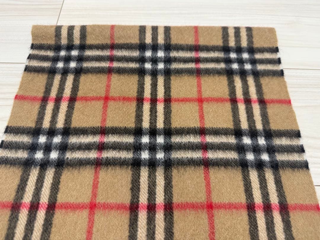 バーバリー　カシミヤ　マフラー　ベージュ　ノバチェック