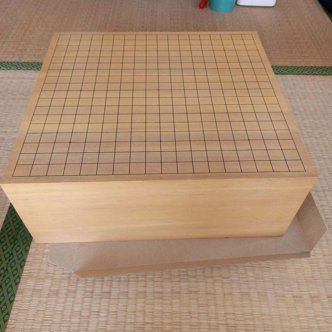 新カヤ6寸碁盤セット足付き特大欅碁笥と宮崎産特製実用33号碁石(本蛤)那智黒付き