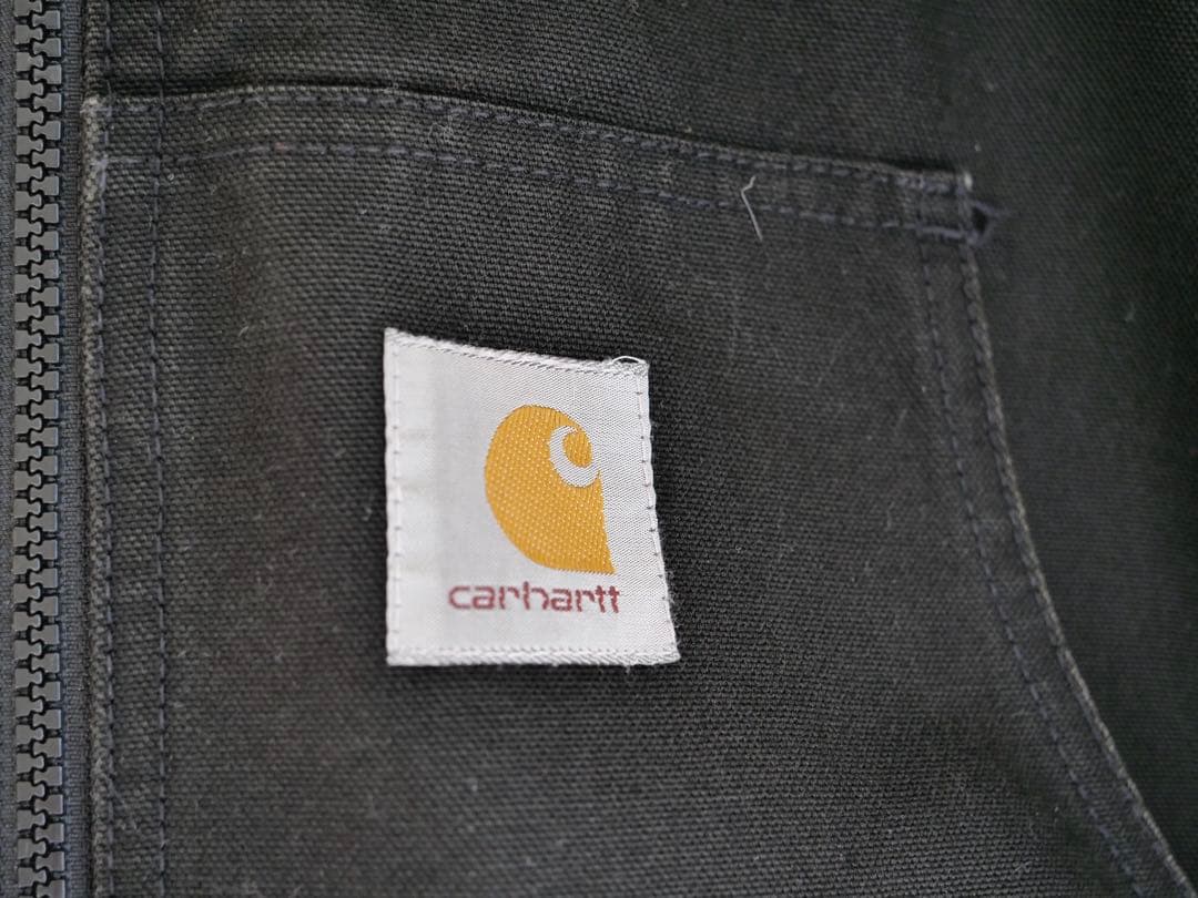 M*.様 Carhartt フード付きブラックジャケット