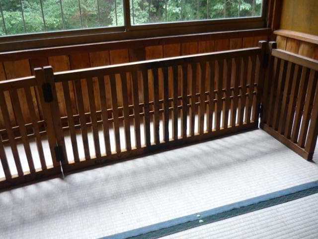 帳場格子　三つ折り　時代もの　木製　商店帳場　仕切り　商店帳場