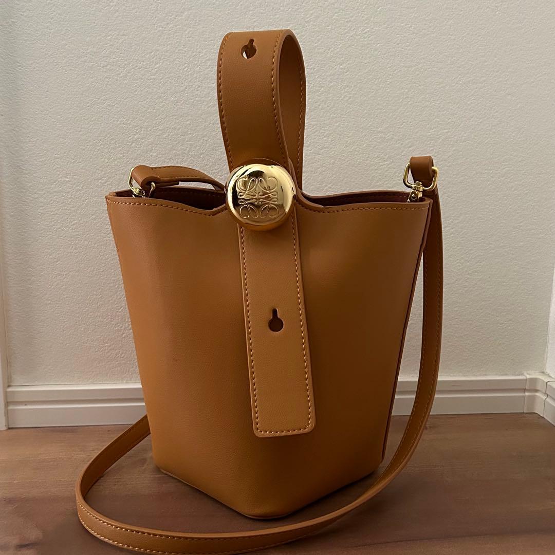 ペブル風　バケットバッグ　バケツバッグ