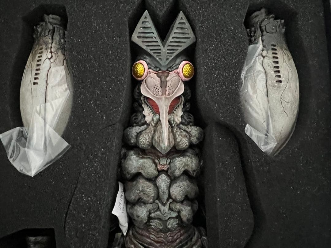 threezero X 大山竜 ウルトラマン バルタン星人 フィギュア